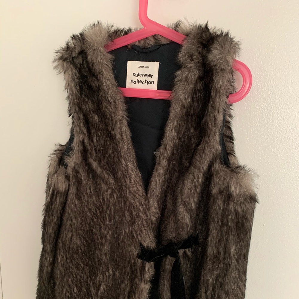Kids Zara faux fur vest
